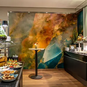 Ξενοδοχείο Mercure ****